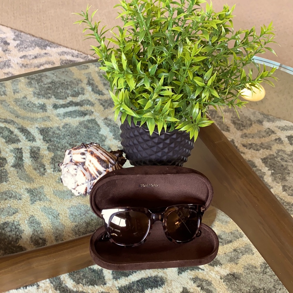 Tom Ford Sunglasses EUC